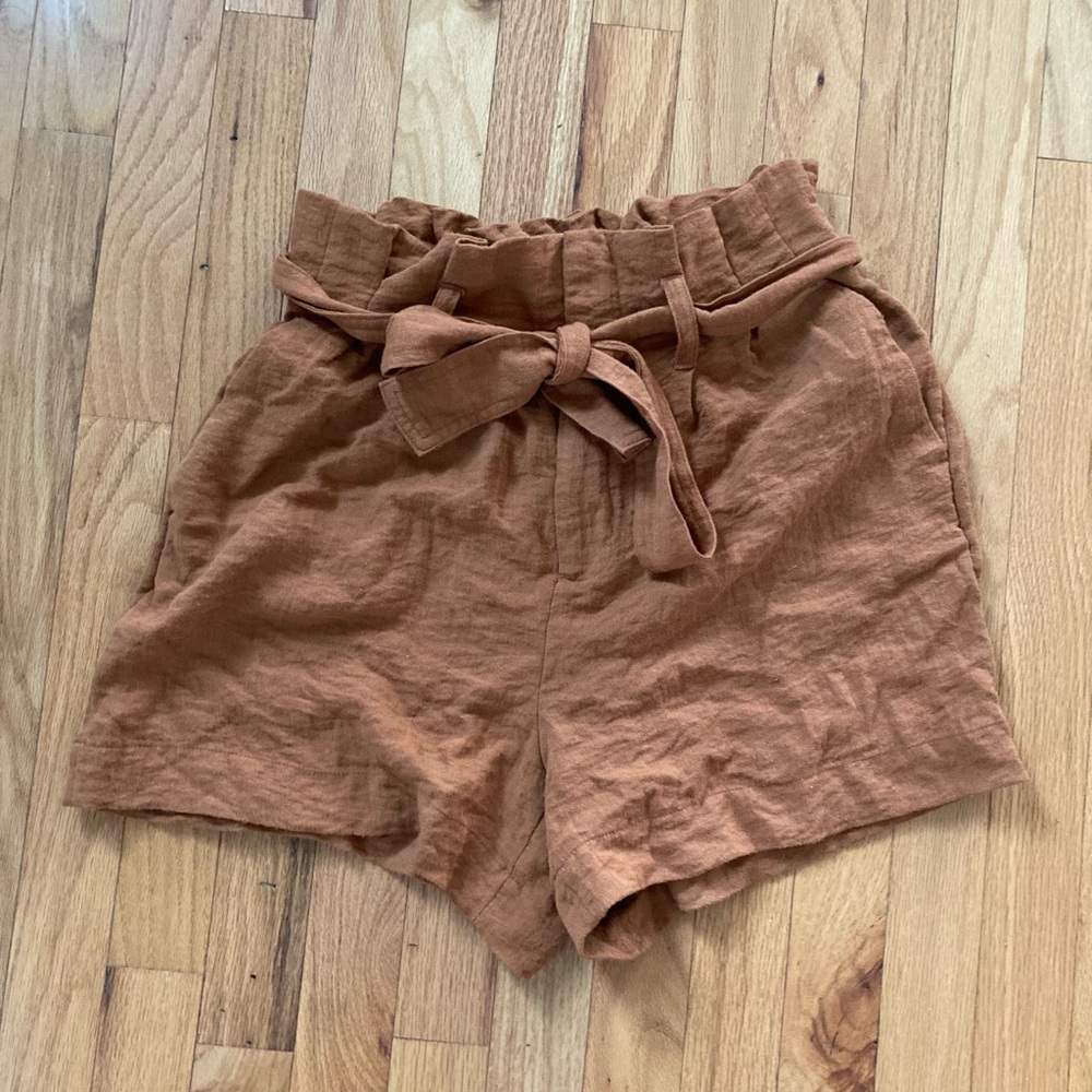 brown bottoms